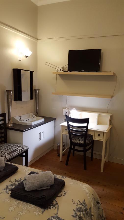 Pretoria Inn Екстериор снимка